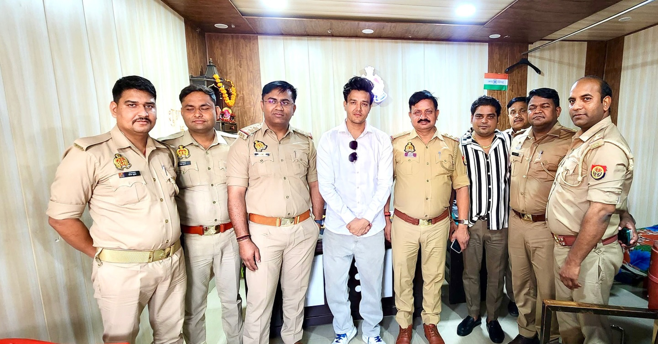 Aniruddh Dave Touched By UP Police’s Love For His Roles In ‘Thukra Ke Mera Pyaar’ And ‘Patiala Babes’ Actor shares heartfelt appreciation for real police heroes while receiving recognition for on-screen work.