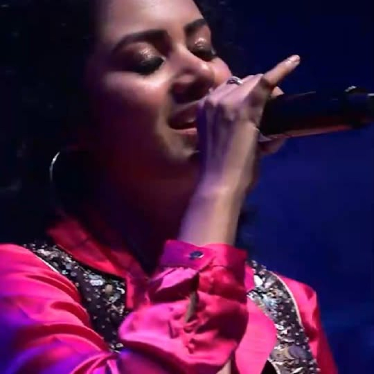 Anwesshaa Ignites Stage With Fiery Live Performance Singer ignites stage with a blazing live show