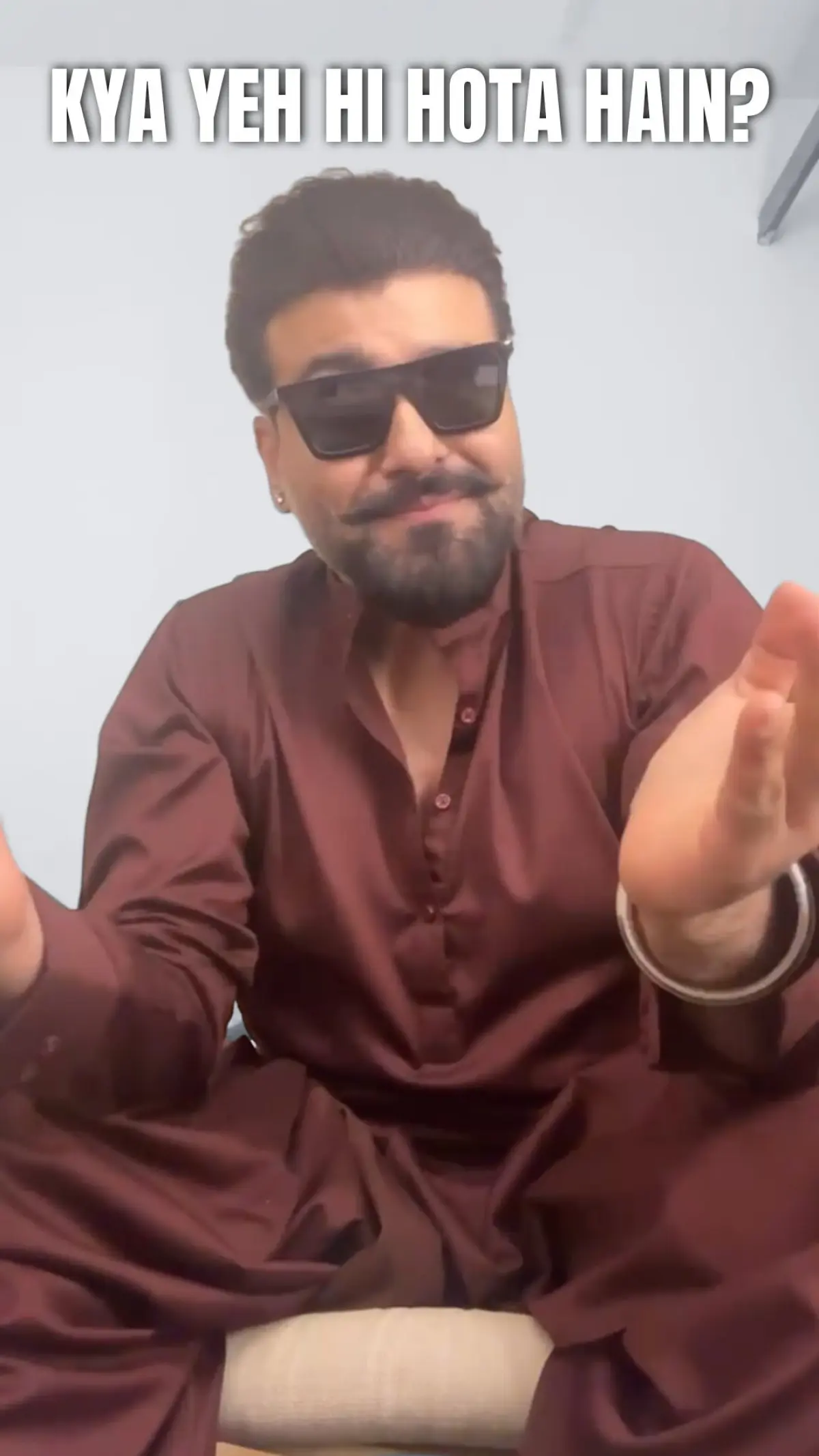Arya Babbar’s Confusing Dialogue Reel Goes Viral Today Actor's comic timing takes center stage as his latest Instagram reel draws laughs from fans.