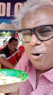 Ashish Vidyarthi Delights in Mind-Blowing Breakfast at Ranjit Papdi Chaat in Bhubaneswar