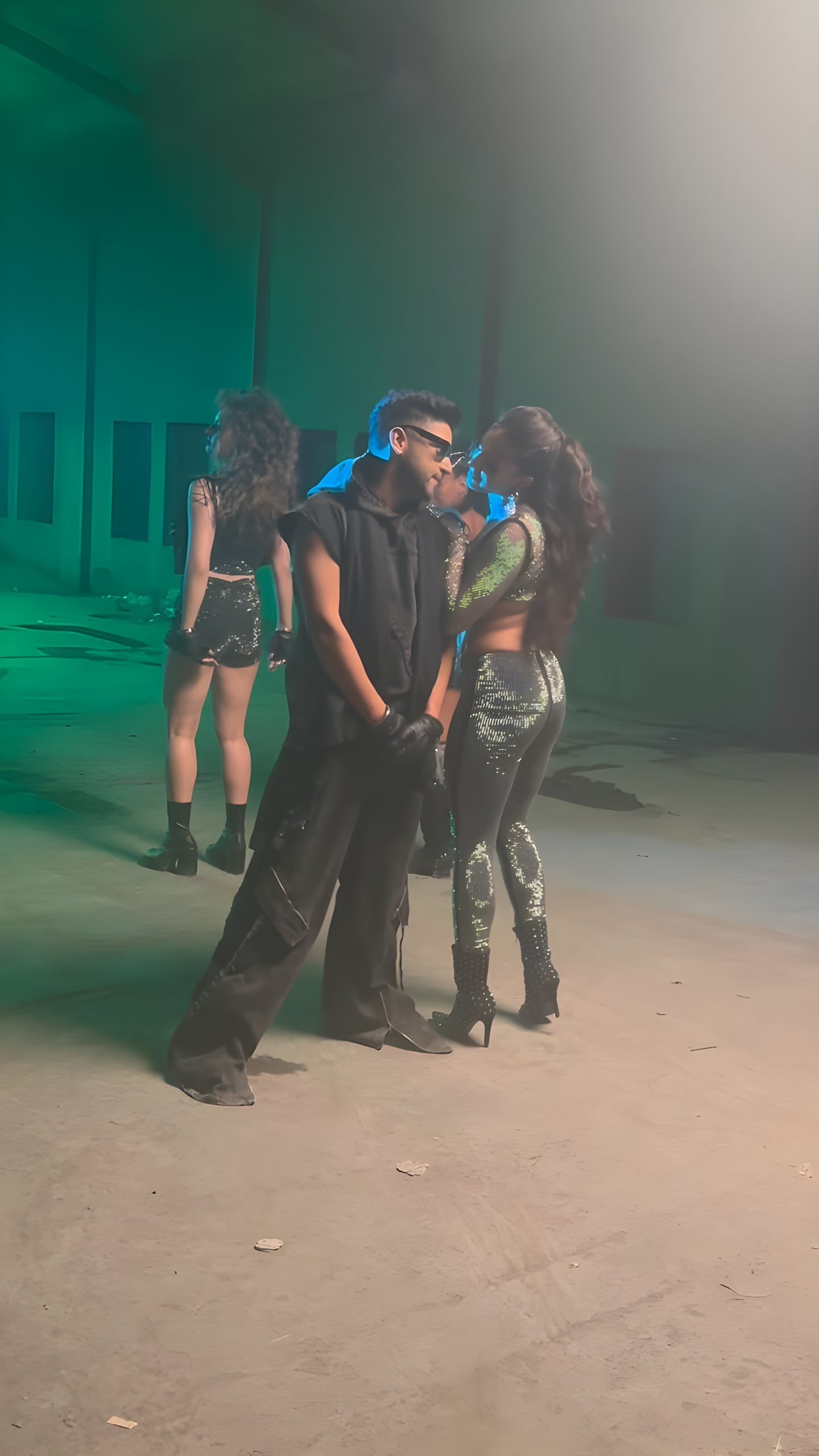 Behind The Scenes: Guru Randhawa Shares ‘Magic In The Making’ Of His Latest Hit ‘Qatal’ Behind The Scenes: Guru Randhawa Shares 'Magic In The Making' Of His Latest Hit 'Qatal'