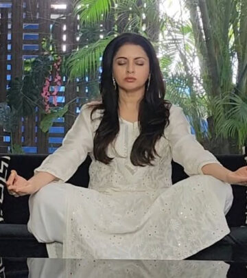 Bhagyashree’s Tuesday Tips: Embracing the Power of OM