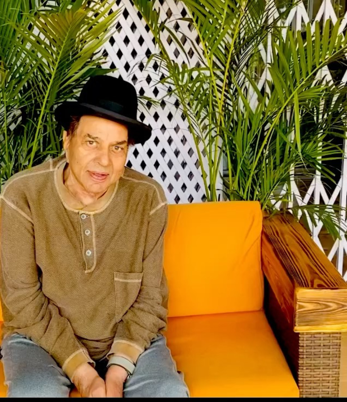 Dharmendra Celebrates Timeless Bollywood Melodies Veteran actor revives classic tunes in a nostalgic post.