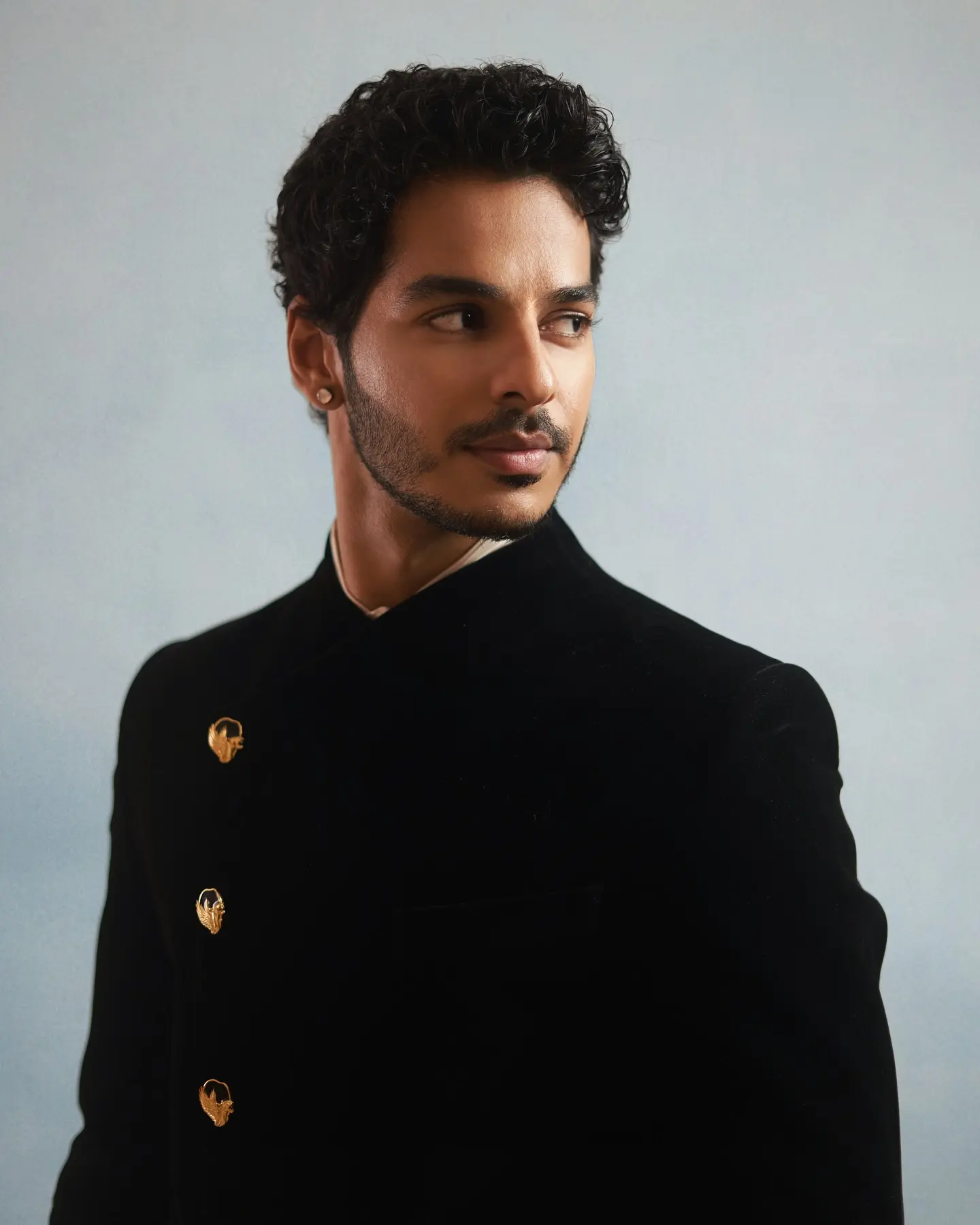 Ishaan Khatter Announces Netflix Series 'The Royals' Premiering On May 9