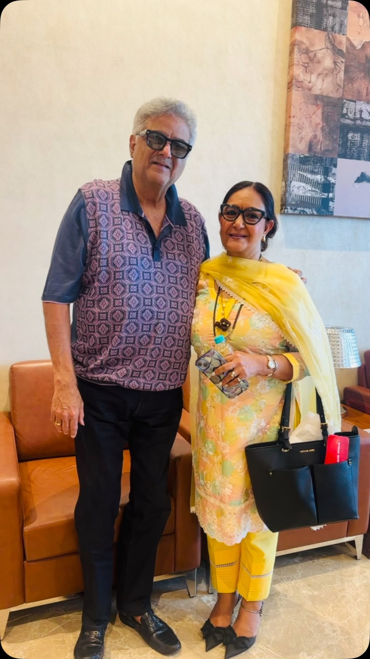 Jaspinder Narula Meets Boney Kapoor, Reminisces About ‘Judai’ Superhit At Mumbai Airport The Padma Shri vocalist shares nostalgic moment with producer, recalling her Bollywood breakthrough.