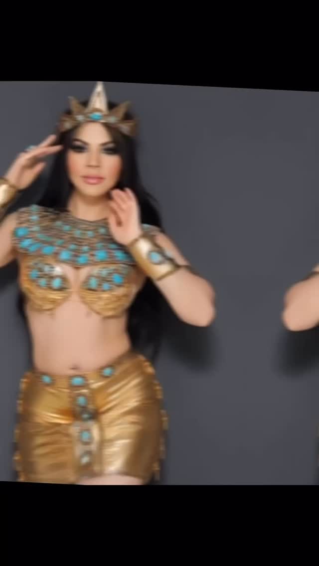 Rakhi Sawant’s Majestic Look Takes A Surreal Turn In AI Avatar Rakhi Sawant Spotted: Bollywood's Controversial Queen Makes Appearance