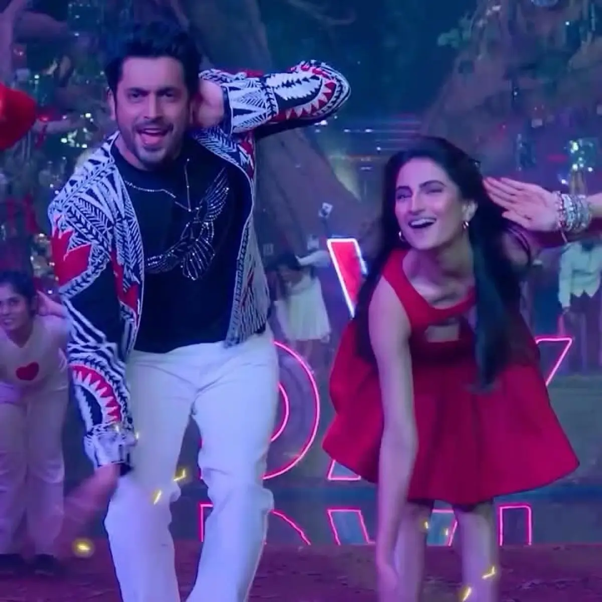 Palak Tiwari And Sunny Singh Groove To New Tararara Track From The Bhootnii Catchy horror comedy song releases ahead of film's theatrical debut scheduled for May 1, 2025.