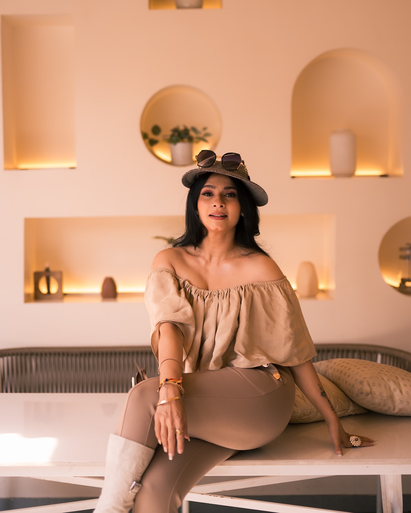 Tanishaa Mukerji Shares Words Of Wisdom With New Look Tanishaa Mukerji Shares Powerful Will Rogers Quote In Stunning New Photoshoot