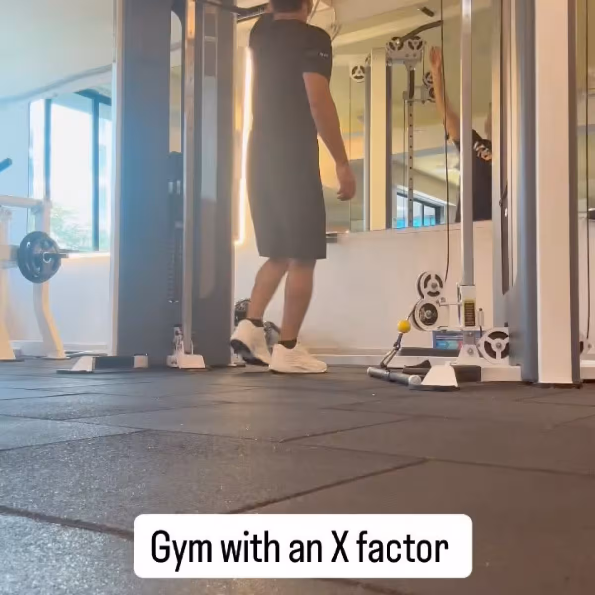 Tariq Bhat’s Unique Workout Technique Goes Viral on Instagram The filmmaker demonstrates innovative fitness approach that challenges traditional exercise methods.