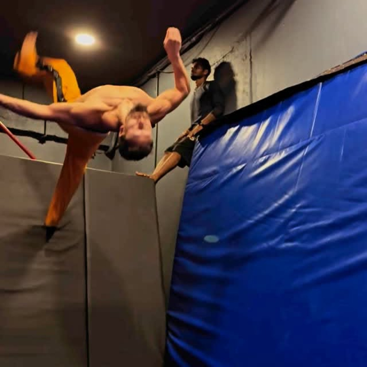 Tiger Shroff Flexes 80+ Kgs of Muscle in a Witty Instagram Post Bollywood action hero flexes 80+ kgs of muscle in a witty Instagram flex with signature style today.