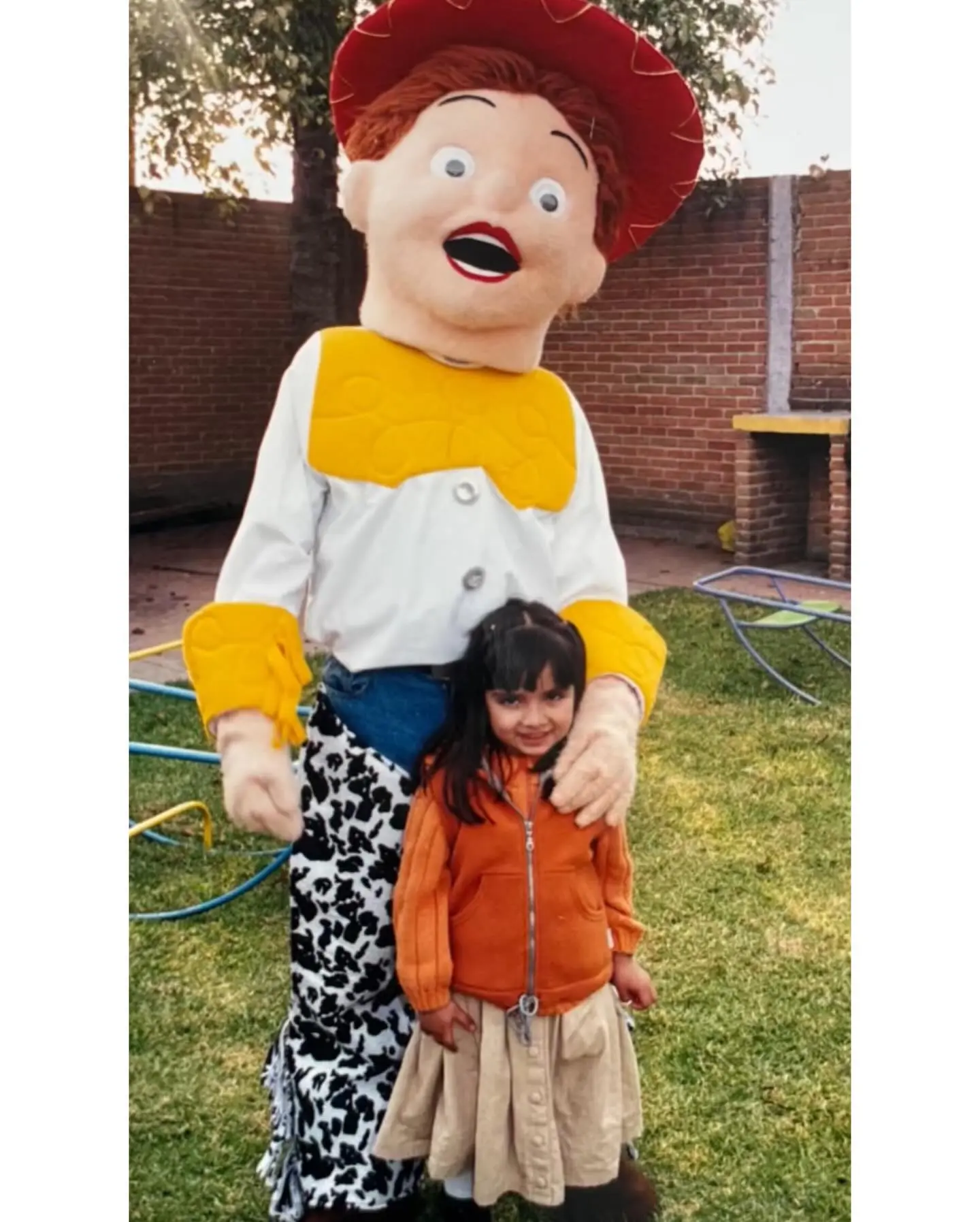 2000s Spooky Party Costumes