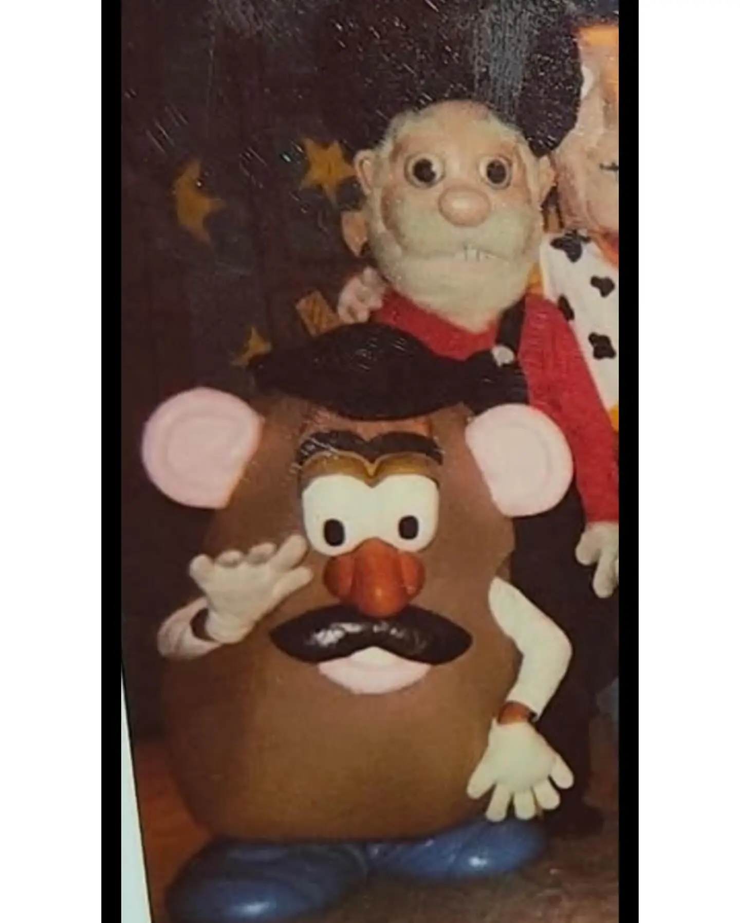 2000s Spooky Party Costumes