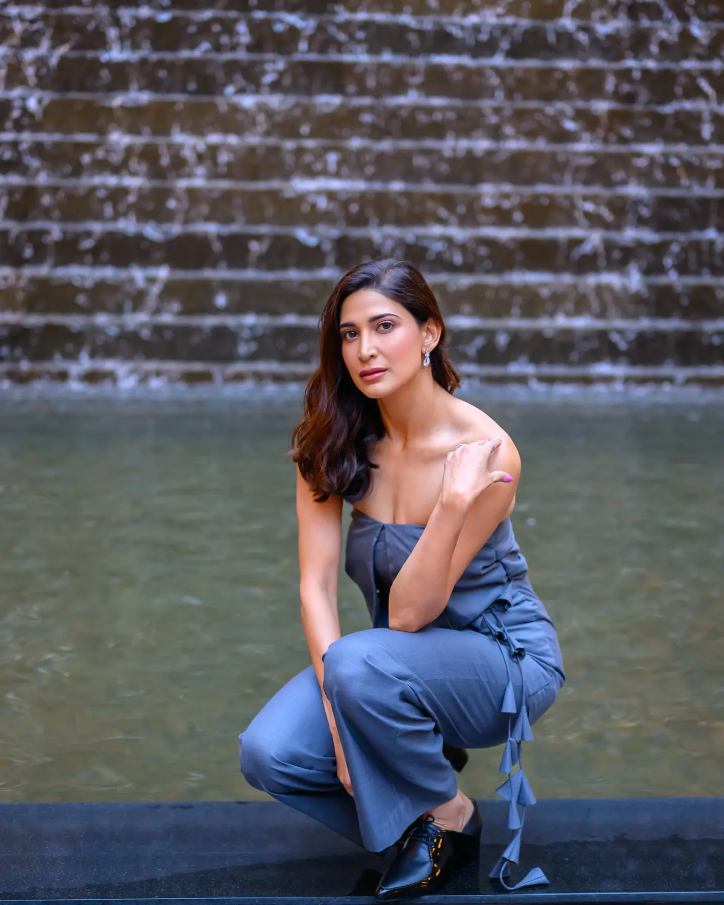 Aahana Kumra Defies Time With Bold Style Statement