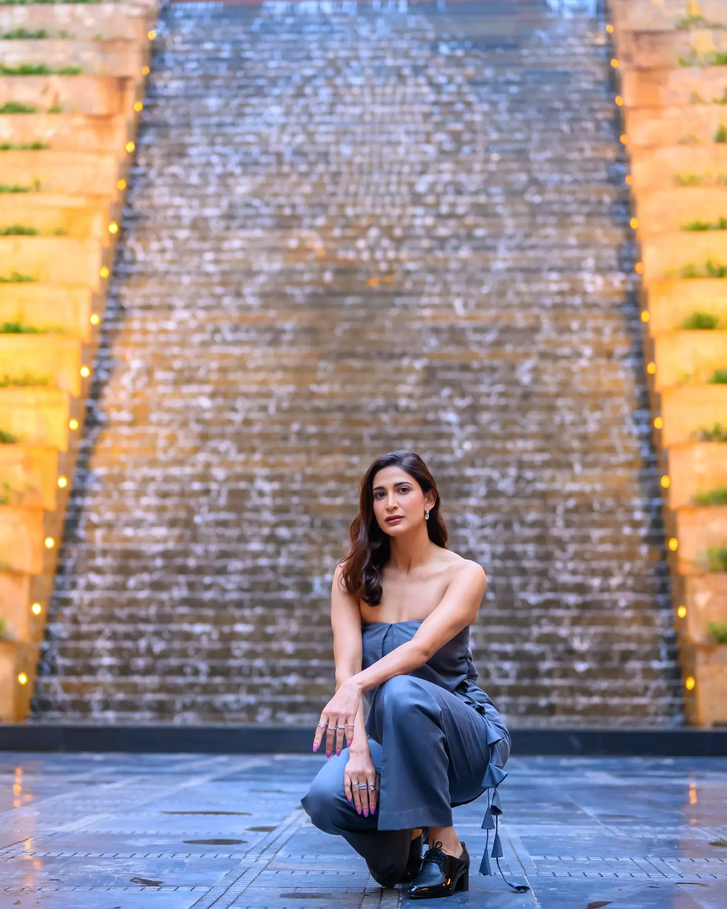 Aahana Kumra Defies Time With Bold Style Statement