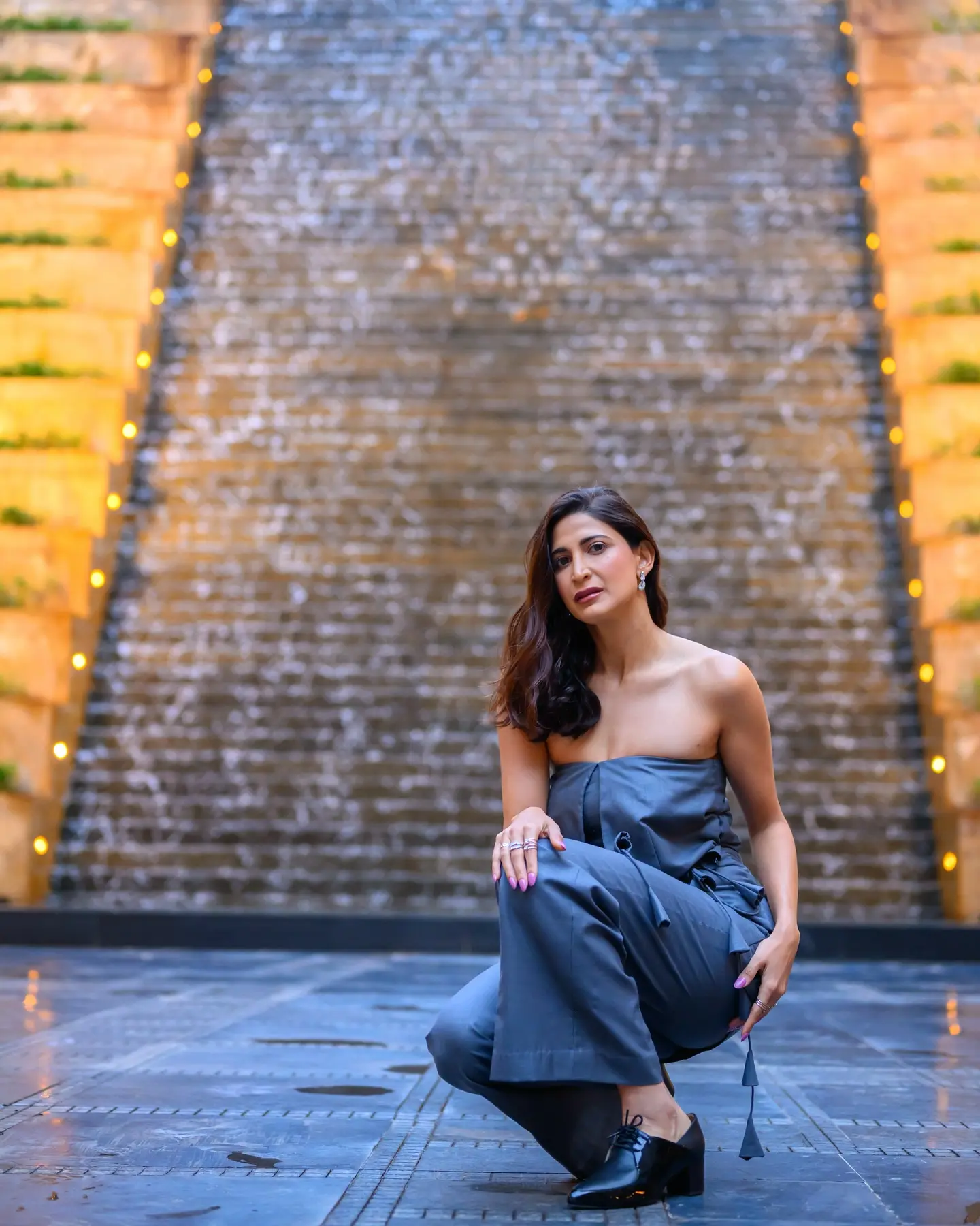 Aahana Kumra Defies Time With Bold Style Statement