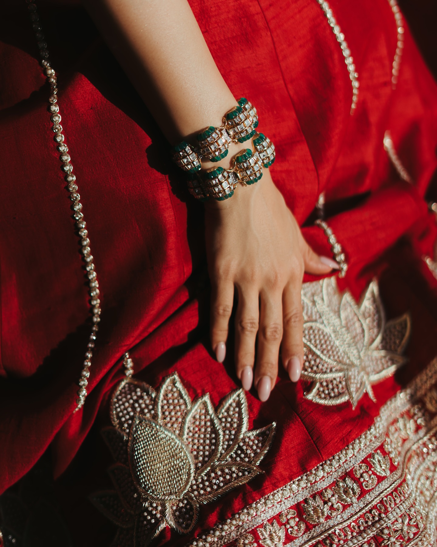 Aamna Sharif Stuns In Red Lehenga