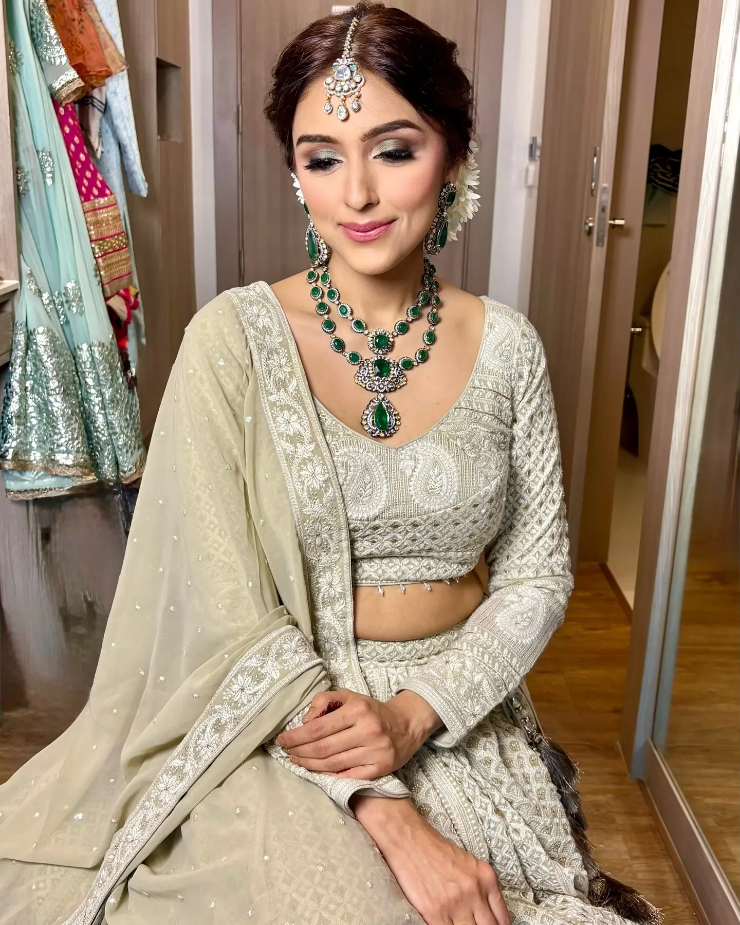 Aarti Chhabria Flaunts Vibrant Glam Look In Hua Hin