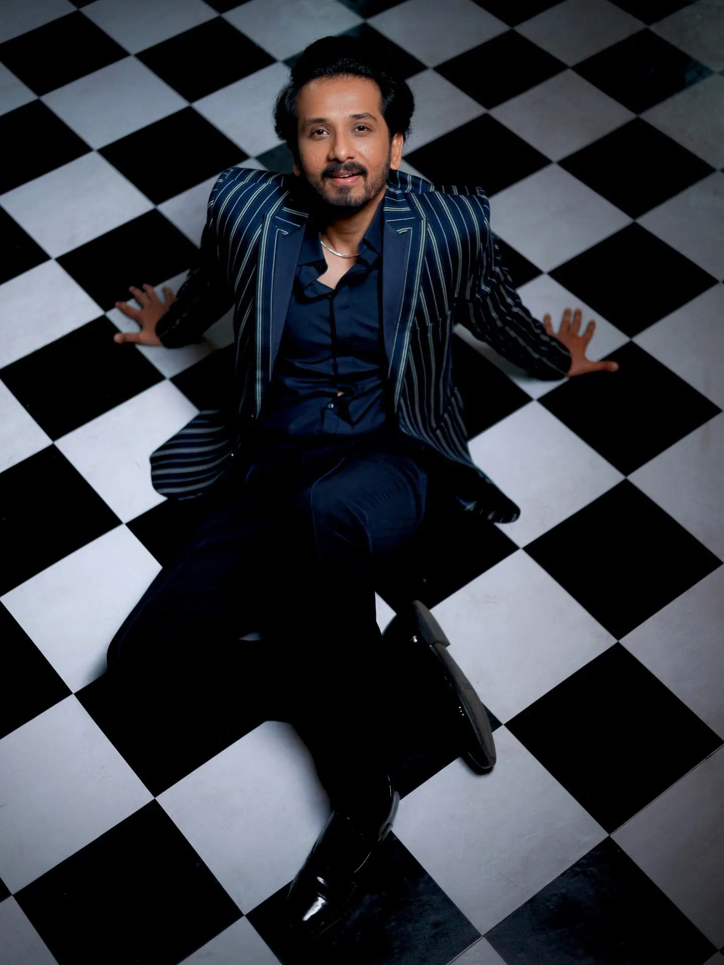 Abhijeet Khandkekar Unveils Checkered Style