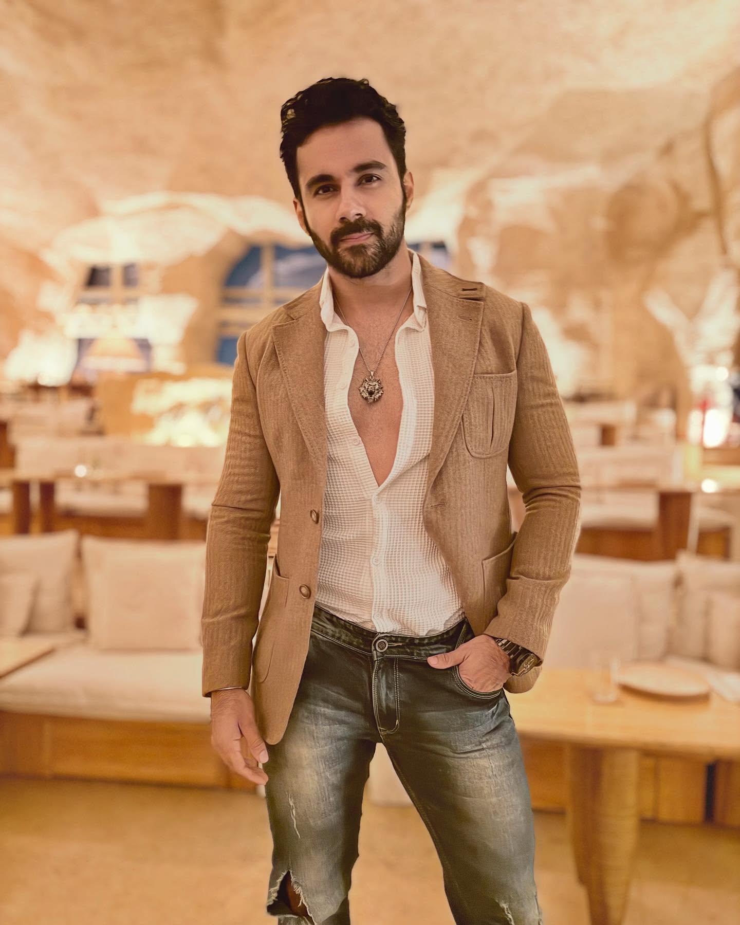 Abhishek Bajaj Radiates Energy In Recent Photographs Abhishek Bajaj showcases dynamic energy with effortless visuals and charm