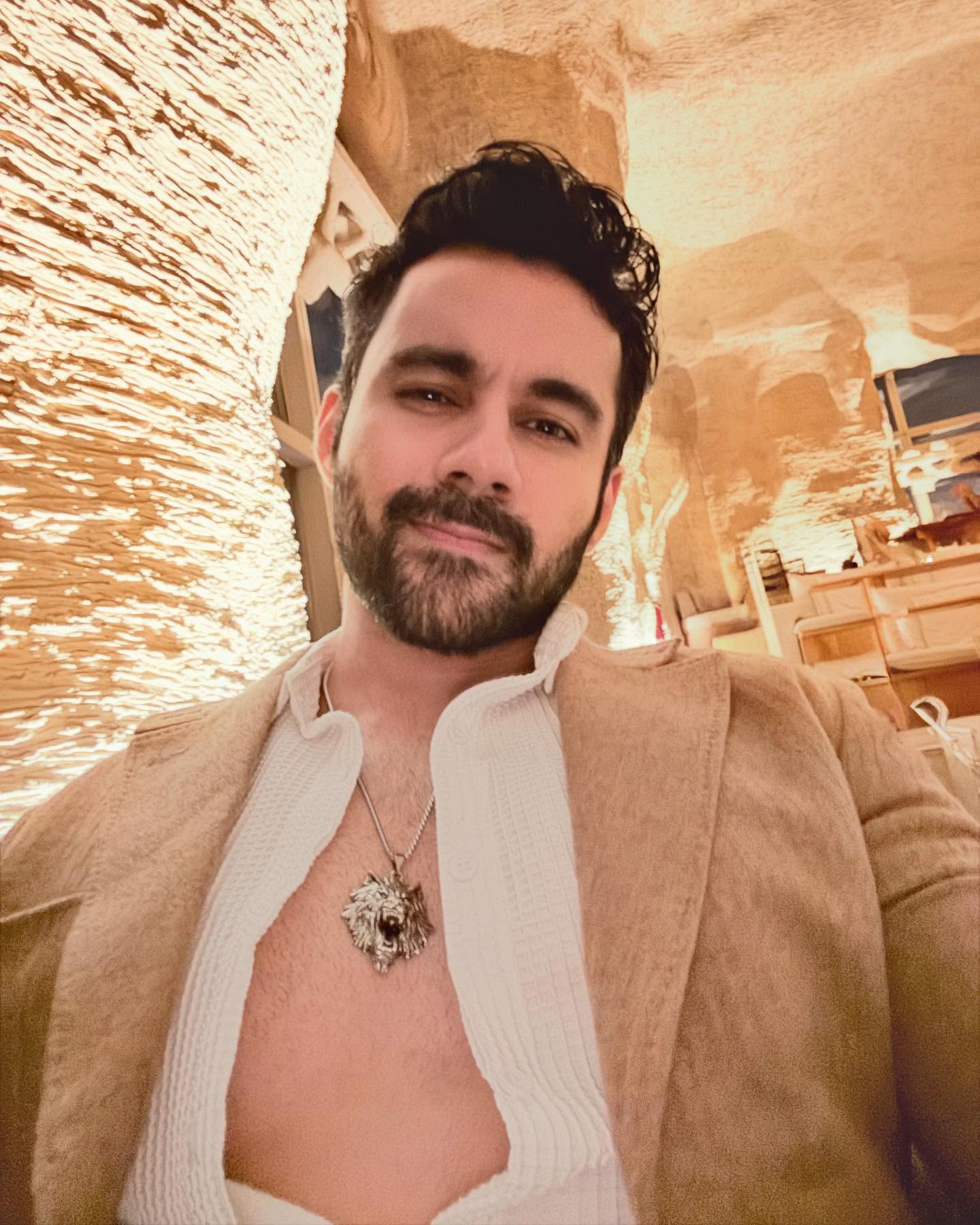 Abhishek Bajaj Radiates Energy in New Photoshoot