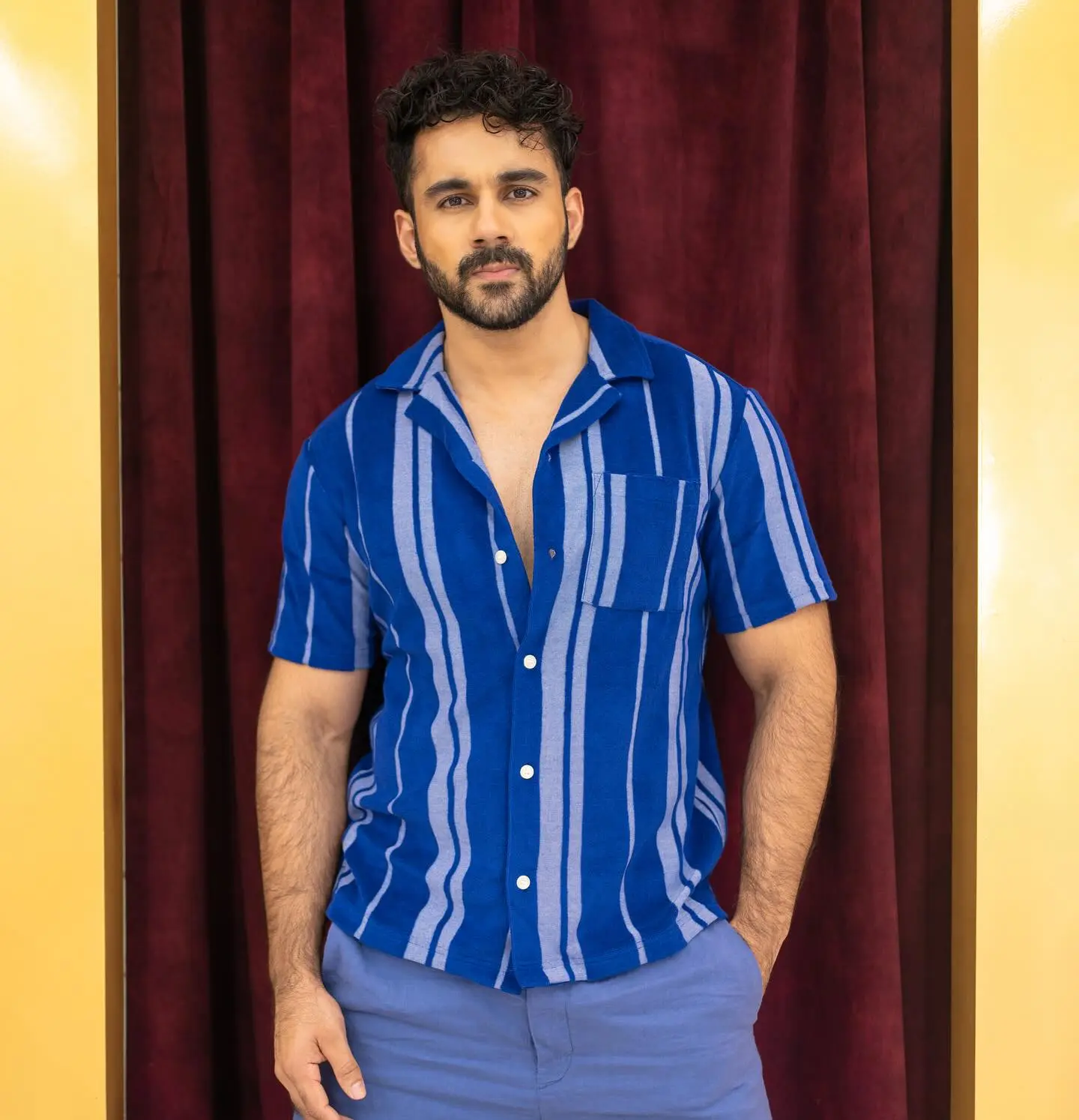 Abhishek Bajaj’s Qawwali Style Shines in Photoshoot Actor Abhishek Bajaj dazzles fans with his mix of qawwali vibes and martial arts appeal for all!!