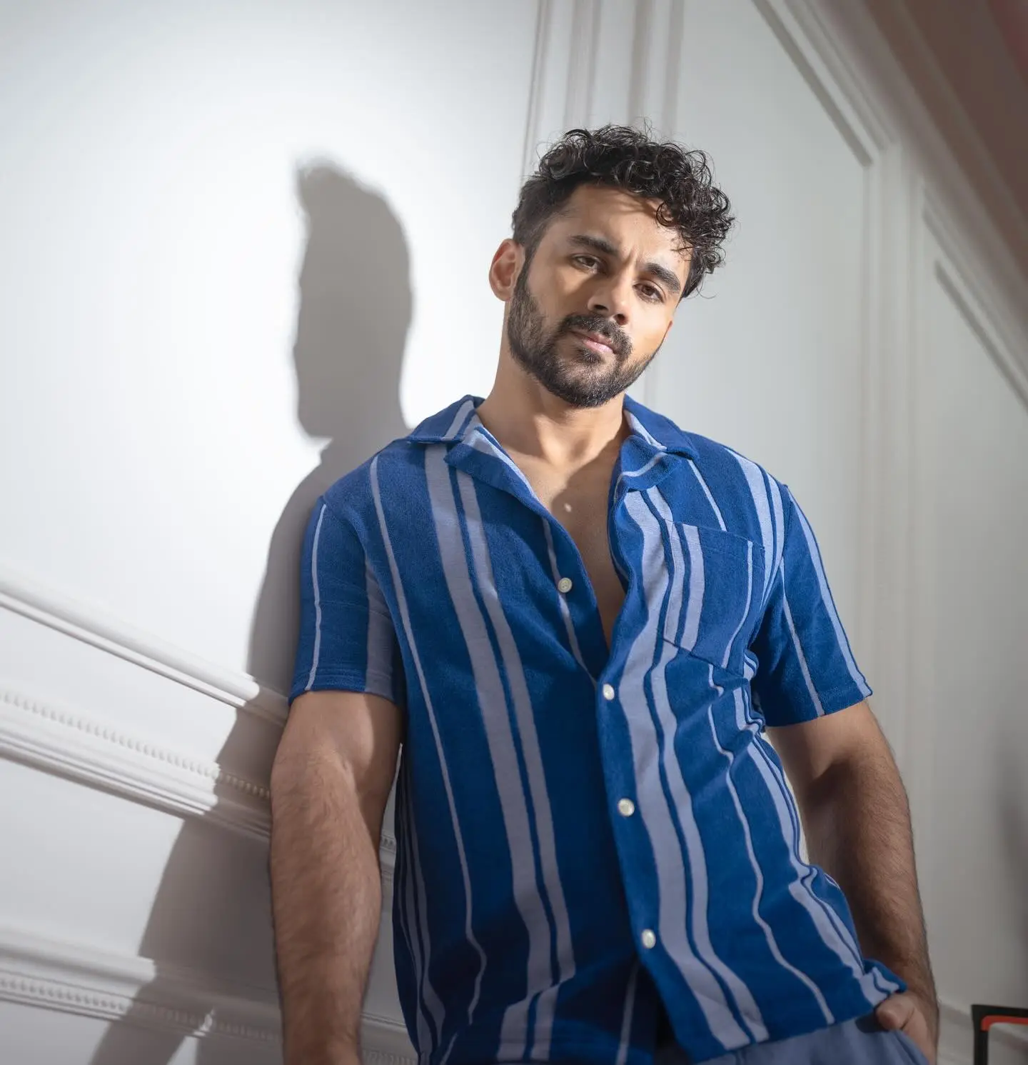 Abhishek Bajaj's Qawwali Style Shines in Photoshoot