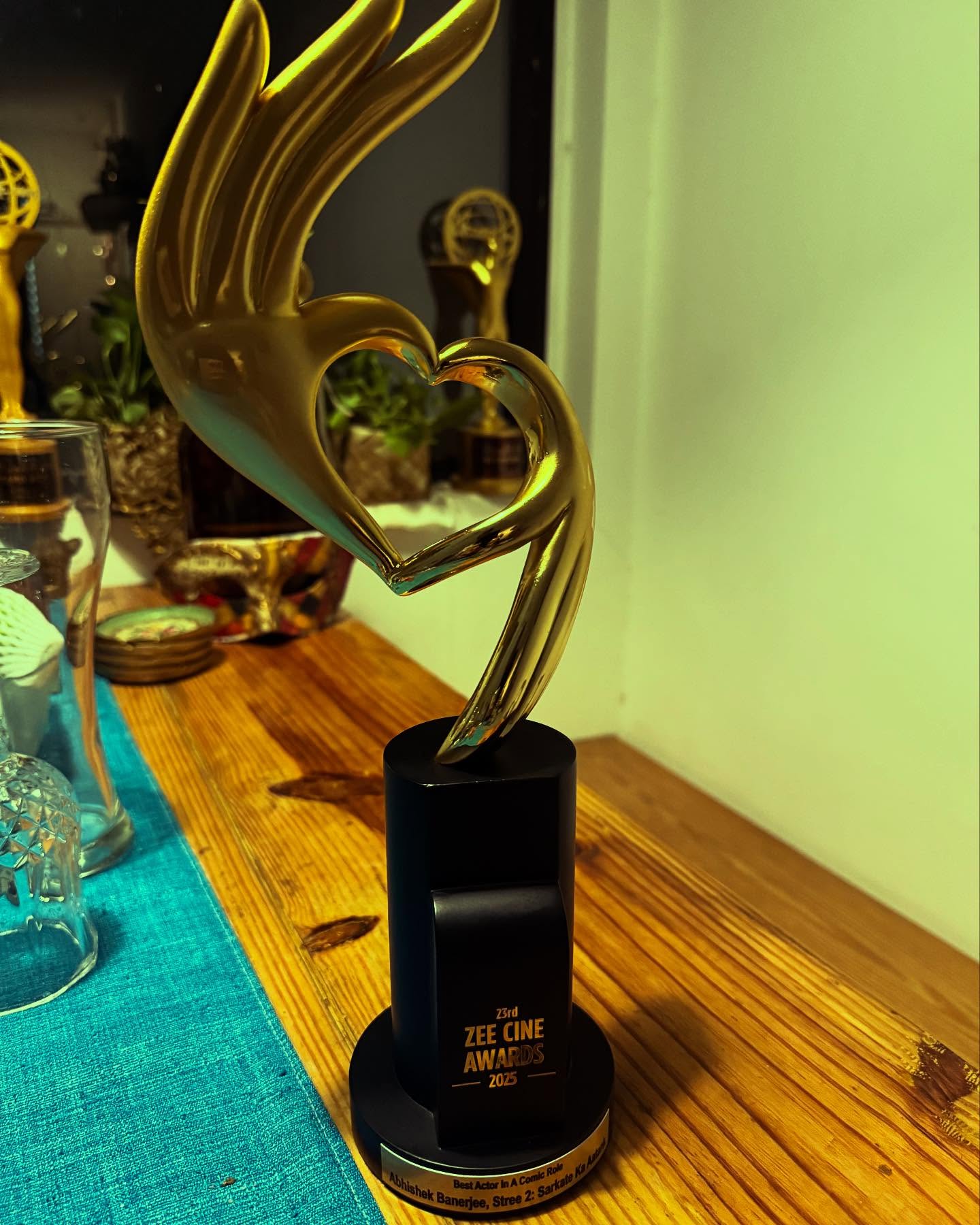 Abhishek Banerjee Wins Comic Role Award