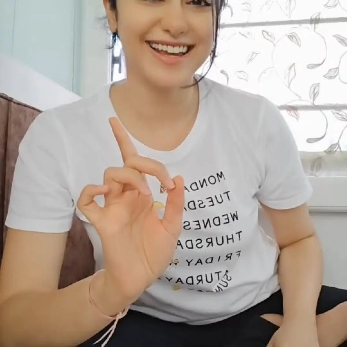 Adah Sharma Empowers Aspiring Actors Adah Sharma inspires aspiring actors to chase their dream break and never give up, always.
