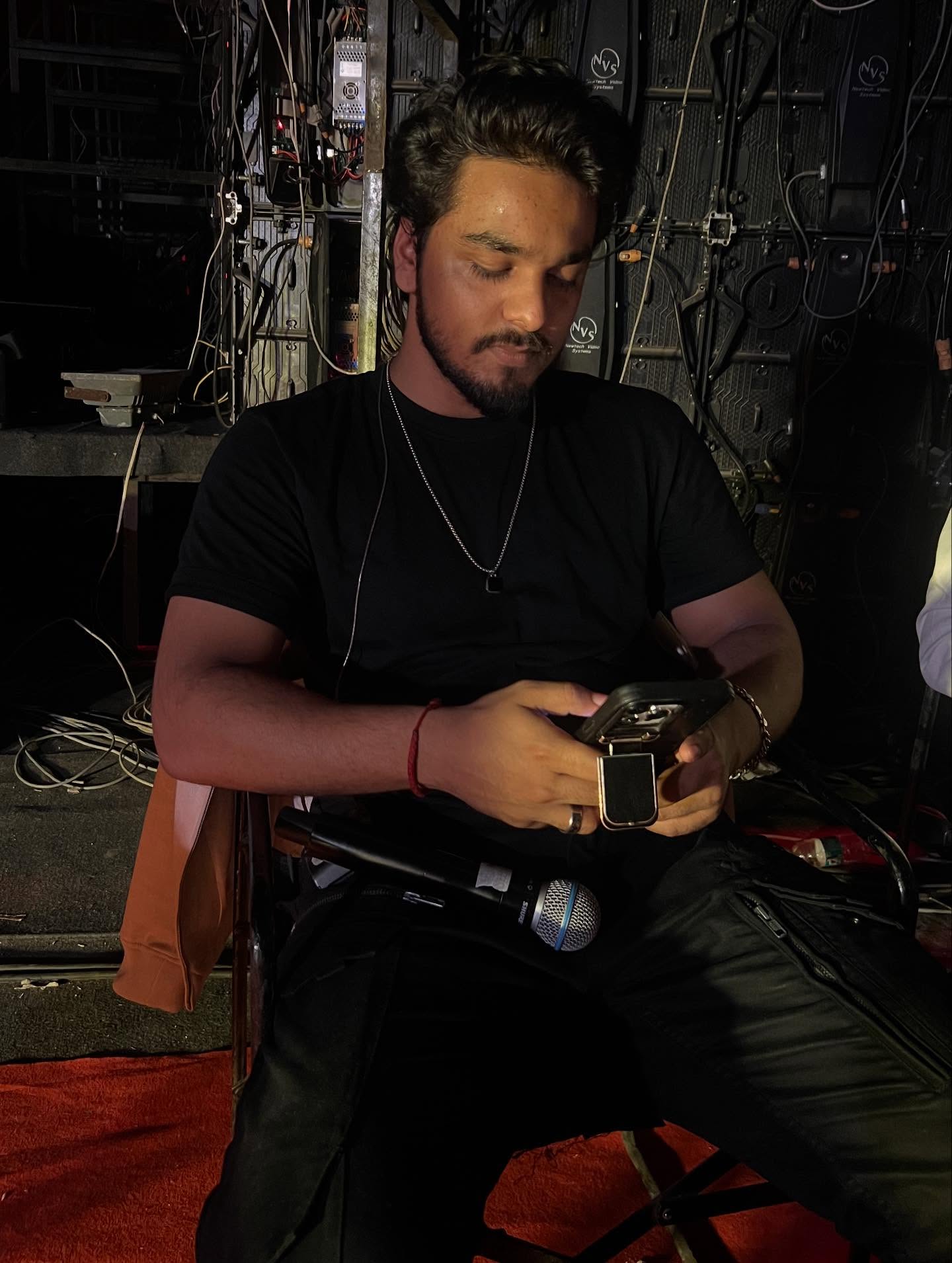 Aditi Singh Sharma’s Backstage Gig: Moments Unfiltered