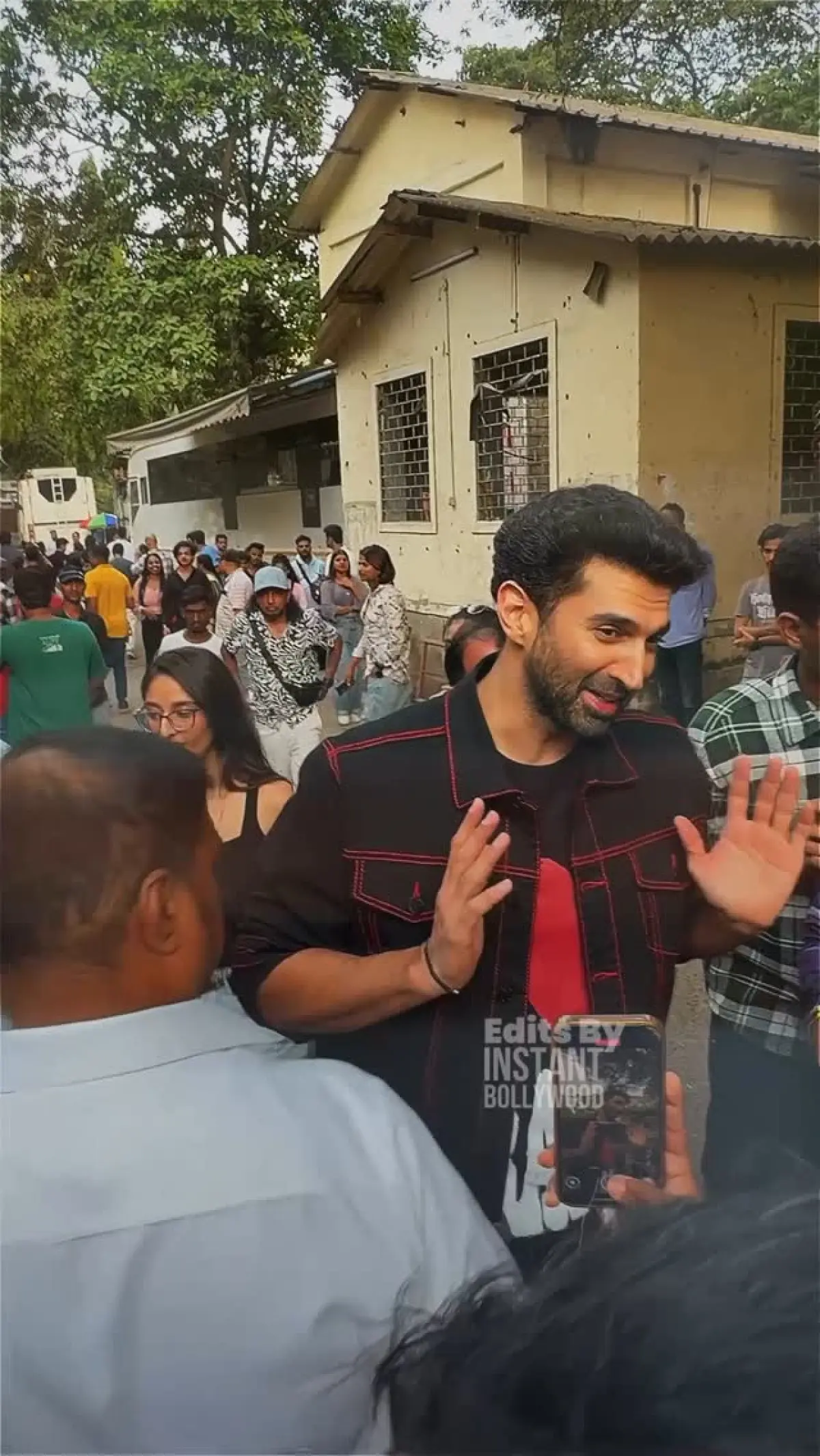 Aditya Roy Kapoor Radiates Style In Latest Insta Post Bollywood icon wows fans on Instagram with chic style and a vibrant, magnetic charm now!!