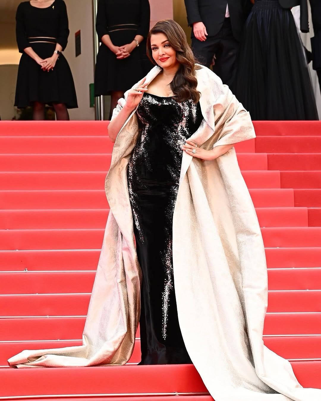 Aishwarya Rai Stuns At Cannes