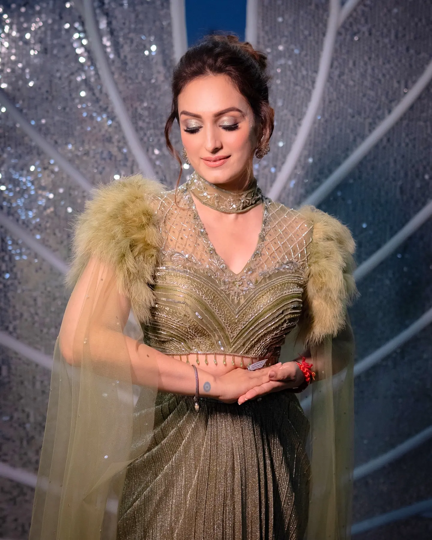 Akriti Kakar Live Inspires Bold Performance