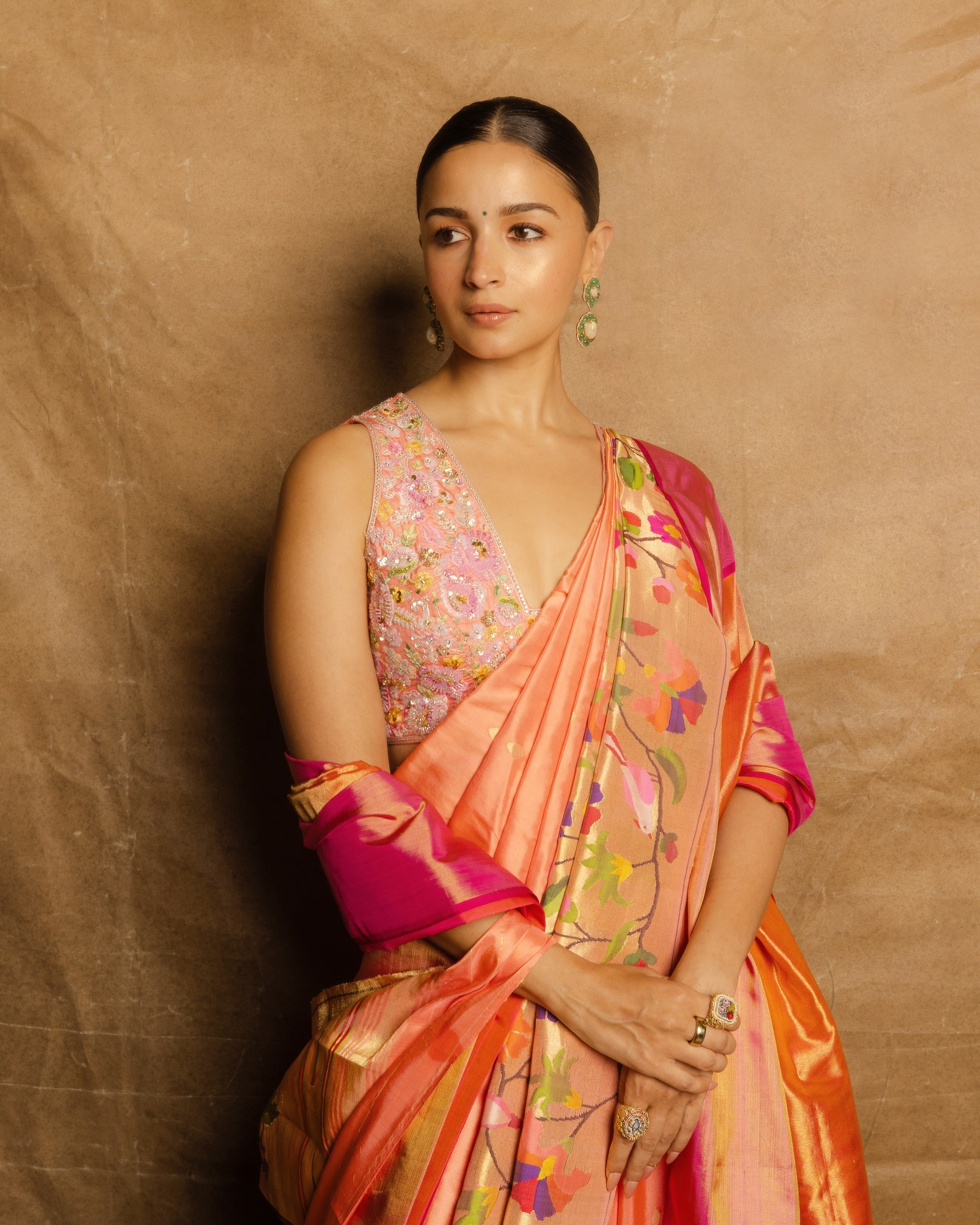 Alia Bhatt Waves at WAVE Summit