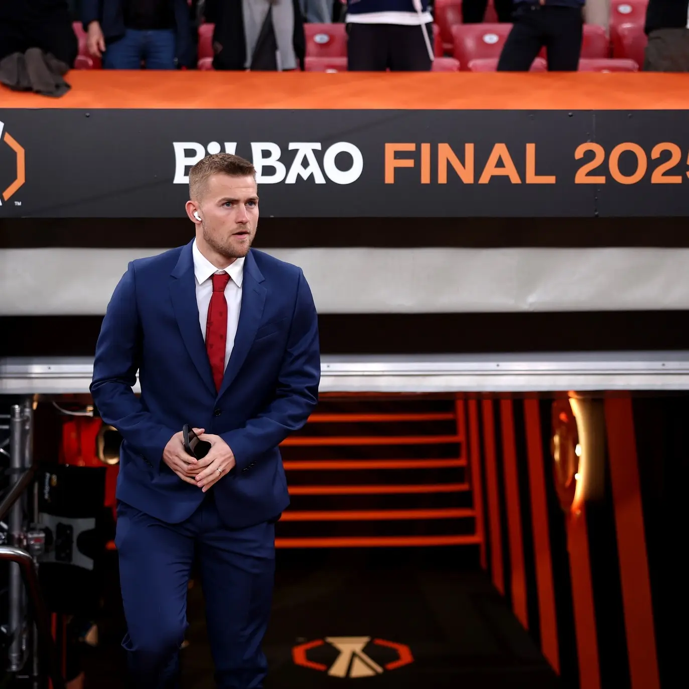 All-English UEL Final Showdown