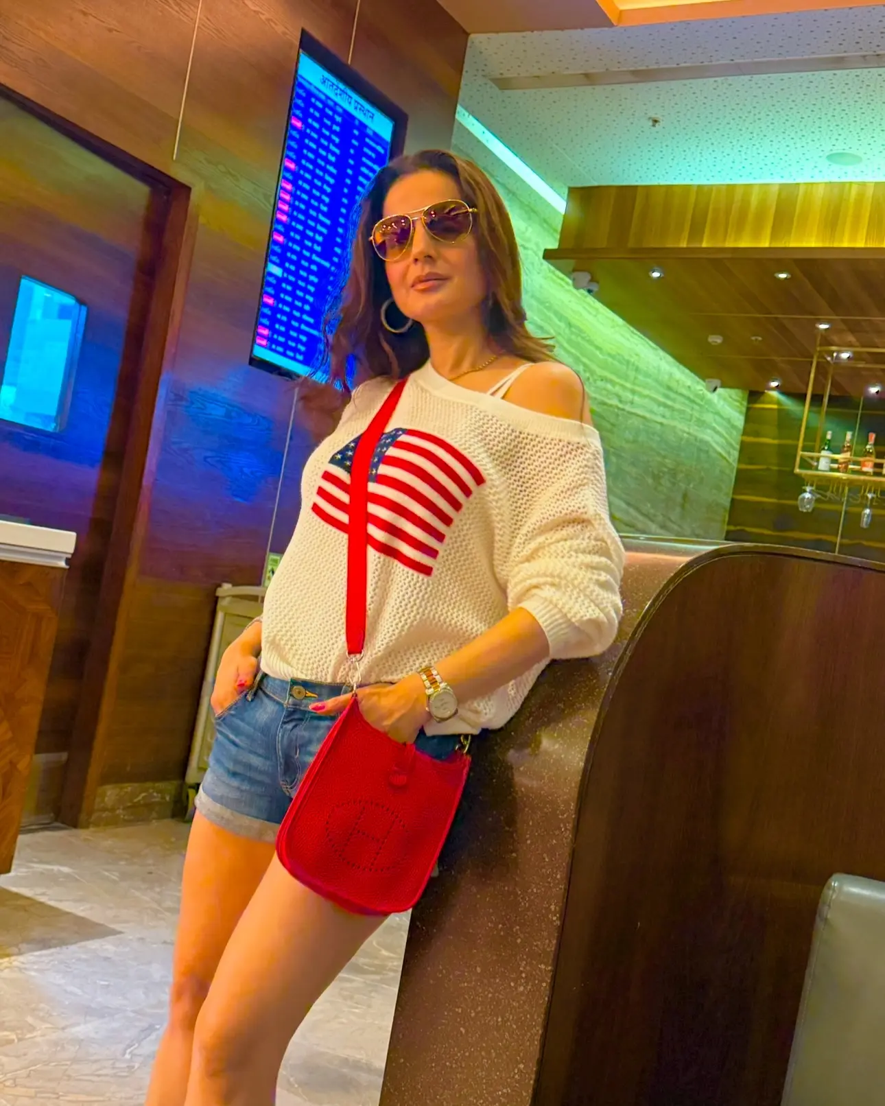 Ameesha Patel Takes Off From Mumbai To Delhi