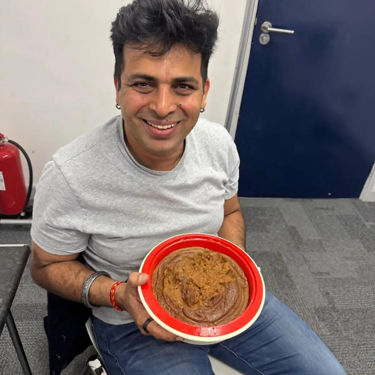 Amit Tandon Concludes UK Halwa Tour Stand-up laughter echoes across UK as Amit Tandon charms new cities and loyal global fans.