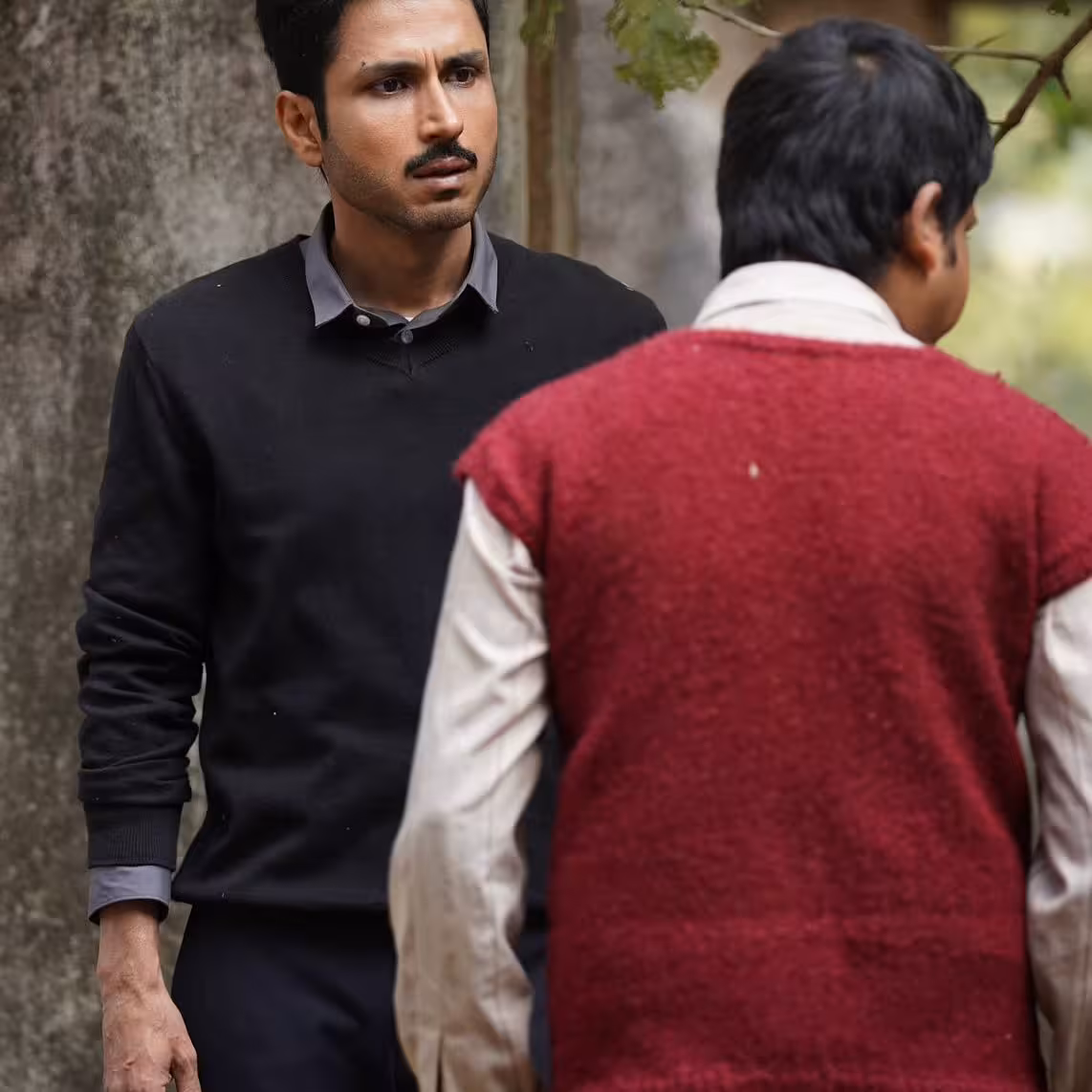 Amol Parashar Captivates OTT Fans