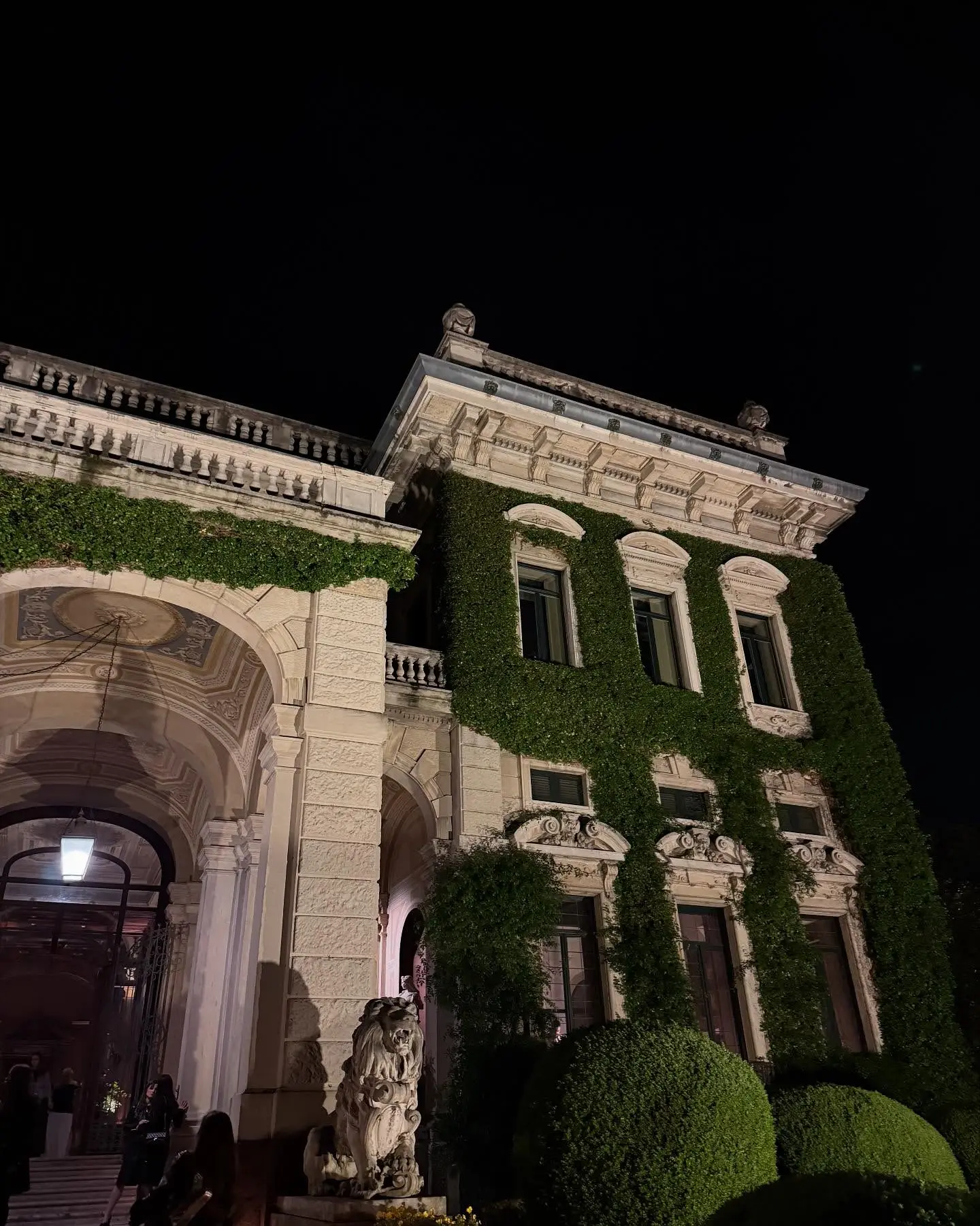 Ananya Panday Captures Iconic Lago Di Como Moments With Chanel