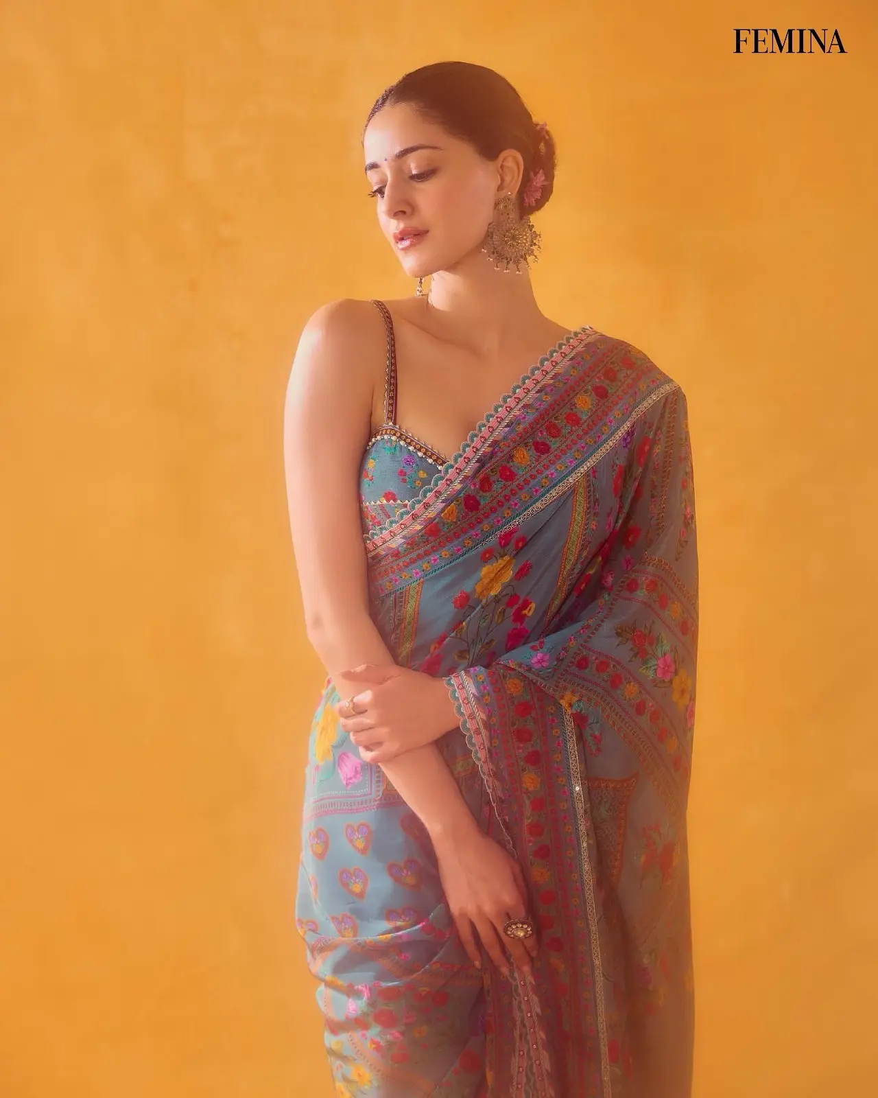 Ananya Panday Stuns in Ethnic Saree Looks
