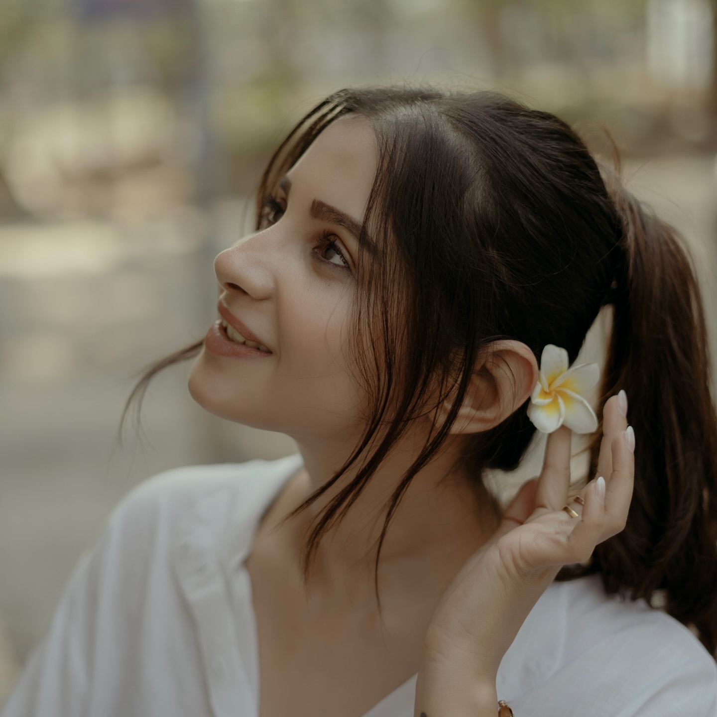 Angana Roy Radiates Summer Charm In Kolkata Shoot Angana Roy dazzles in Kolkata streets with casual summer vibes, blooming bright style—WOW!