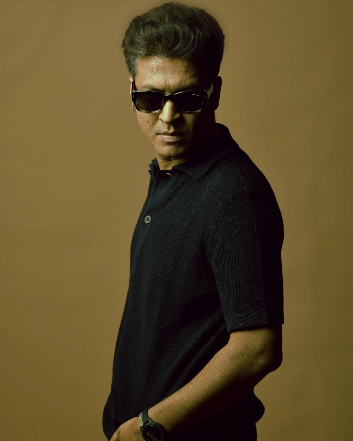 Anirban Bhattacharya’s Bold Instagram Quip Sparks Buzz Actor Anirban ignites buzz with a single line on Instagram, captivating fans with flair.!!