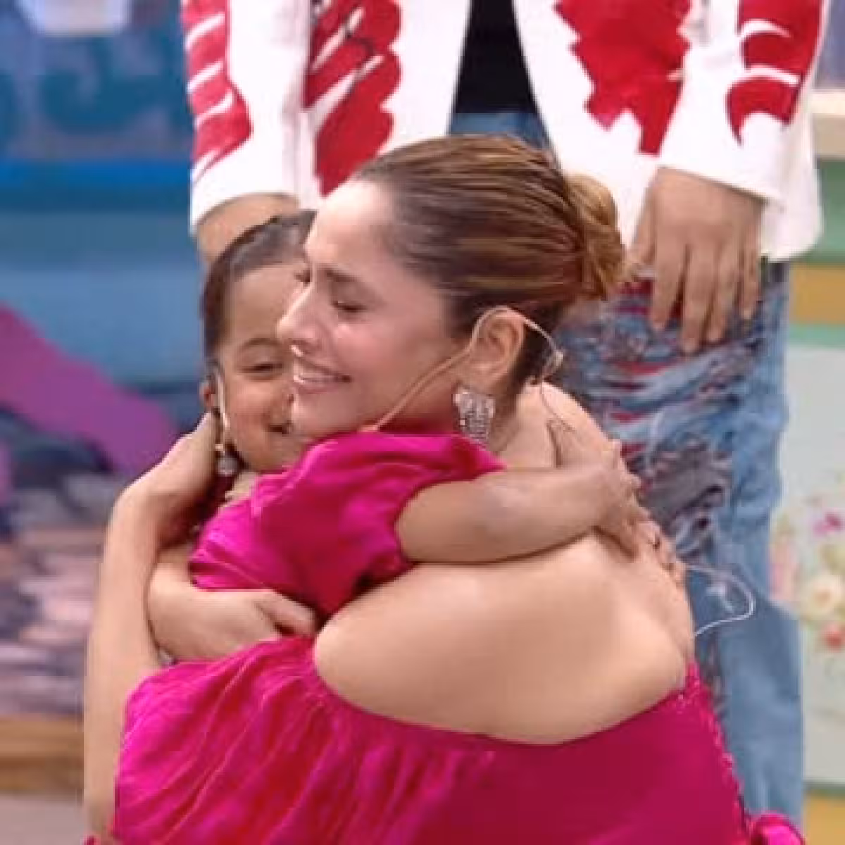 Ankita Lokhande Stuns With Hilarious Stage Act Watch as a small child mimics Ankita’s lively stage act, sparking laughs on Laughter Chefs