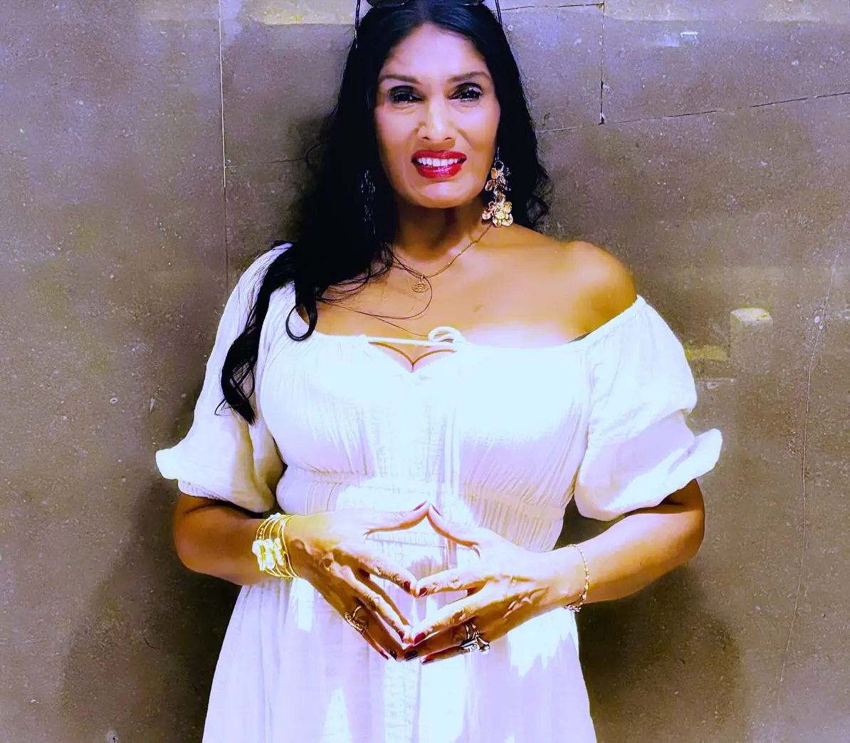 Anu Aggarwal Connects With Fans On Instagram