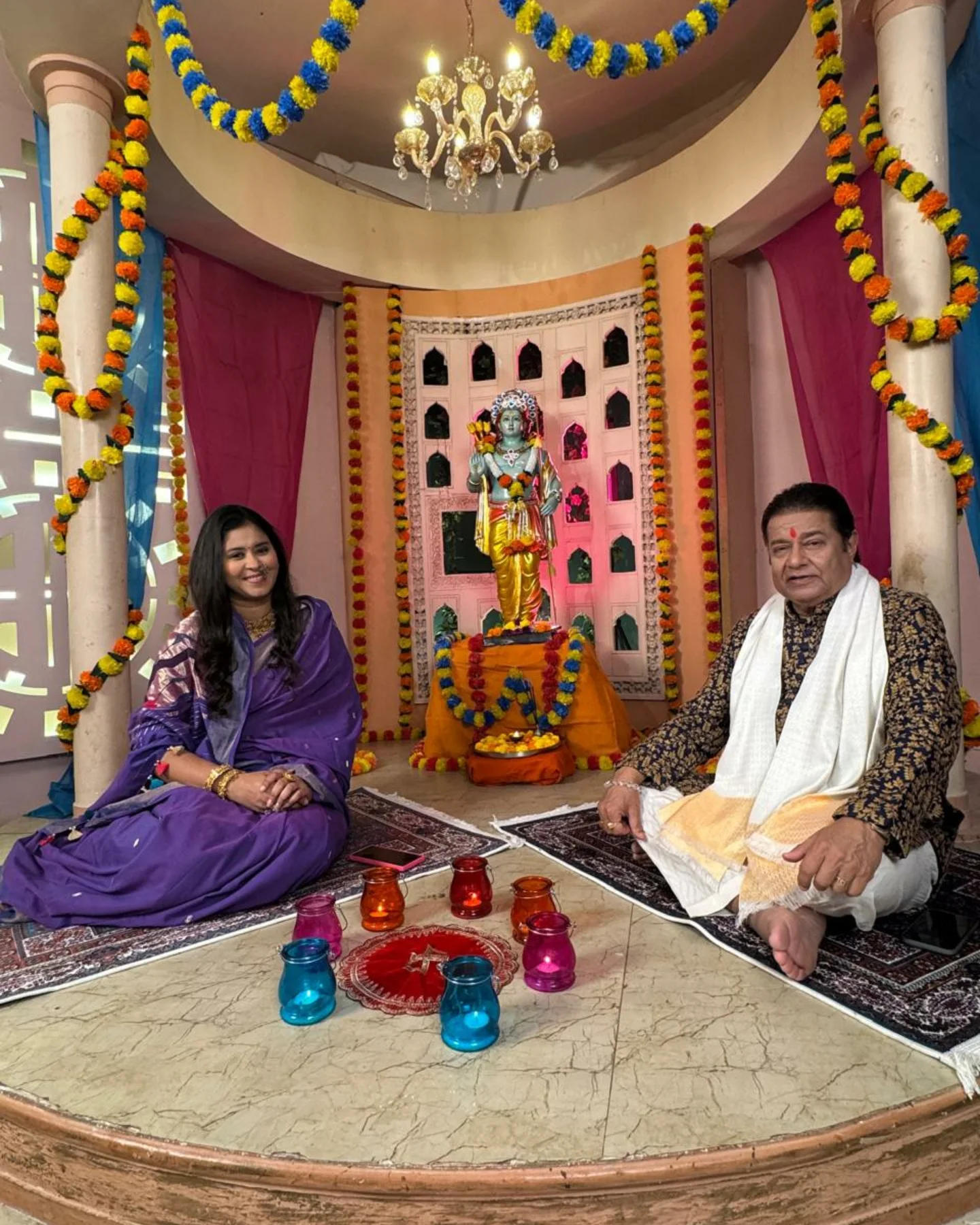 Anup Jalota Films Ultra Music Video With Riddhi