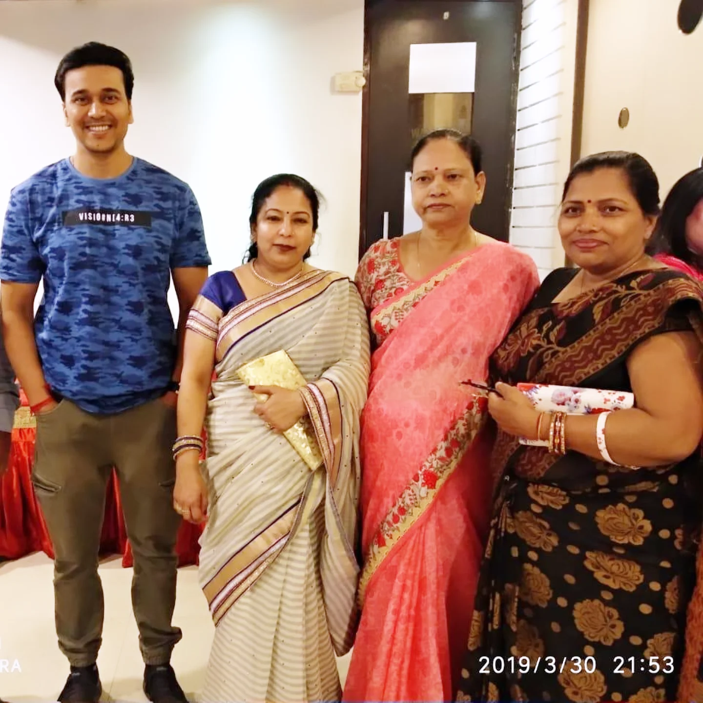 Anurag Sharma Pays Tribute To Mother India
