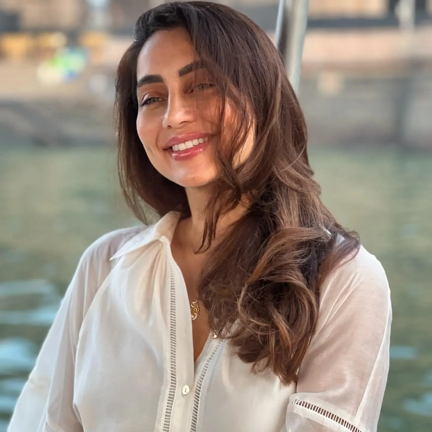 Anusha Dandekar's Style: Which Look Wins?