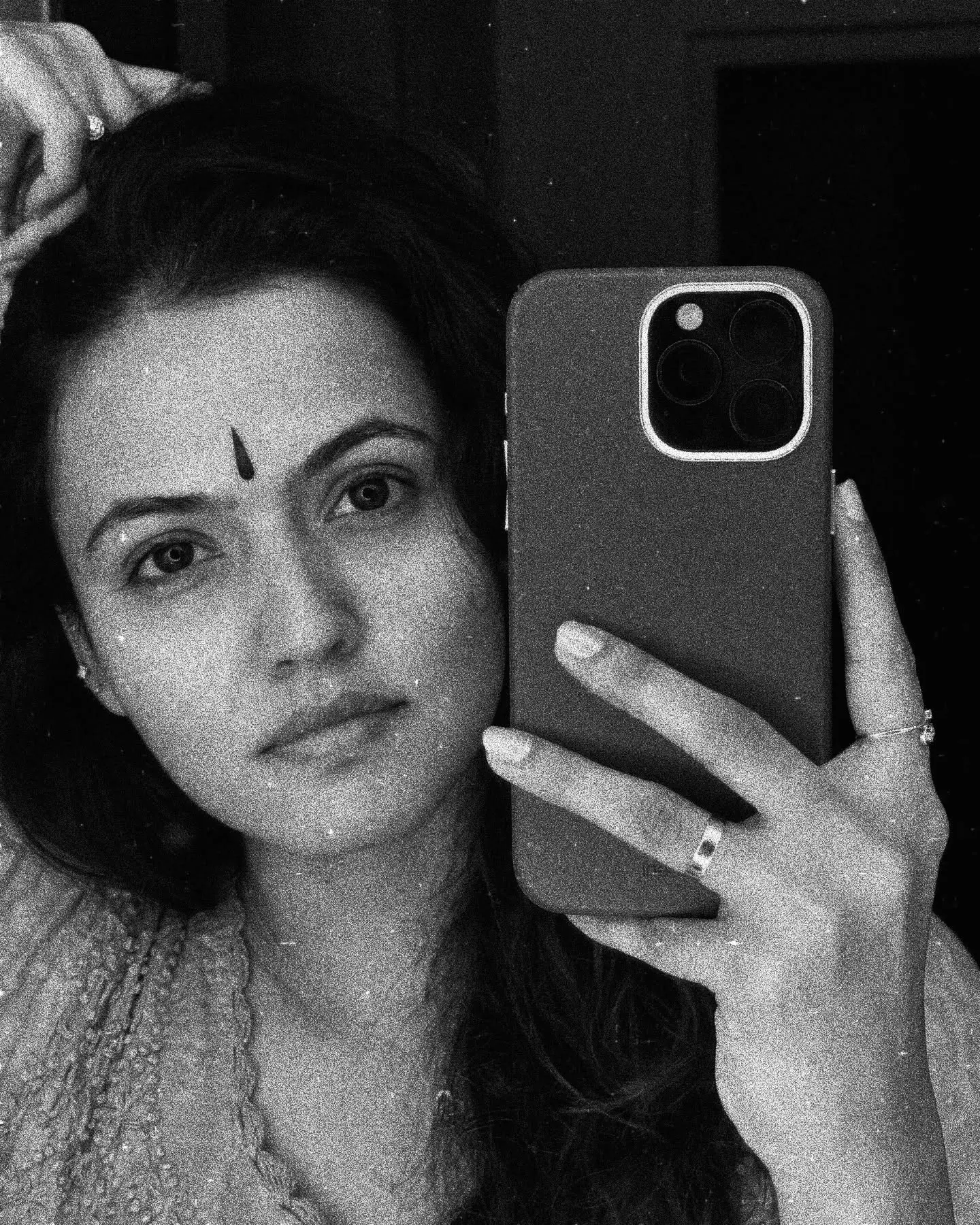 Aparna Das Flaunts Unique Look With Long Bindi