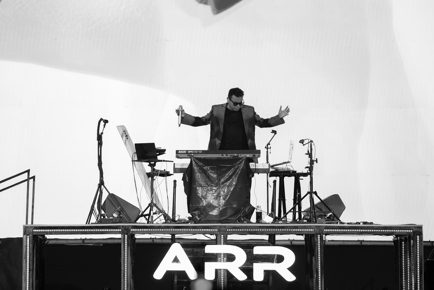 AR Rahman Thanks Clan at Waves Summit India