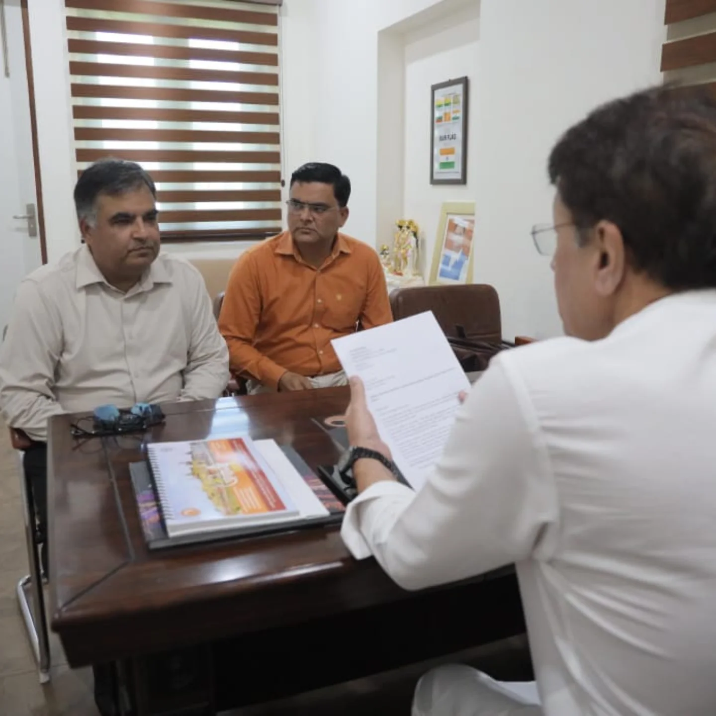 Arun Govil Meets Locals At Meerut Sansad Karyalaya