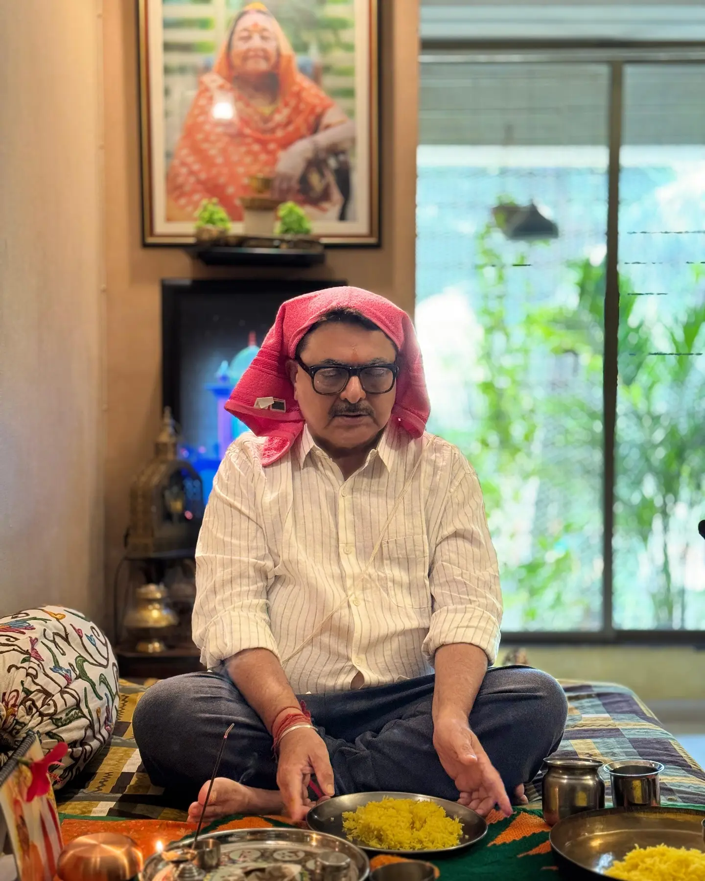 Veteran journalist marks personal day by honoring armed forces and national pride !!WOW!!.